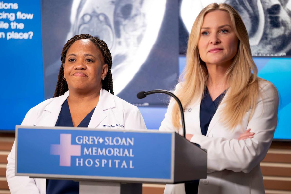 Grey’s Anatomy’: Arizona Robbins Returns and Questions If Bailey Has Forgotten the ‘Magic’ of the O…